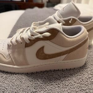 Nike White and Tan Jordan 1s